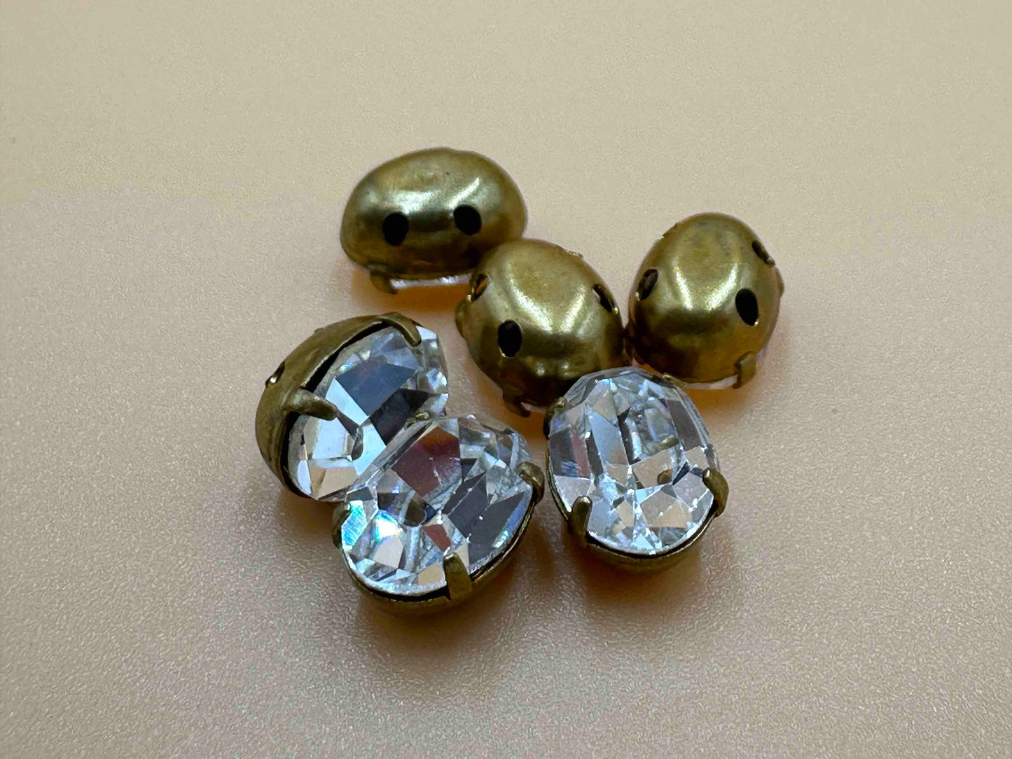 Swarovski Oval Cut Claw Set Crystal 4 Hole Sew On